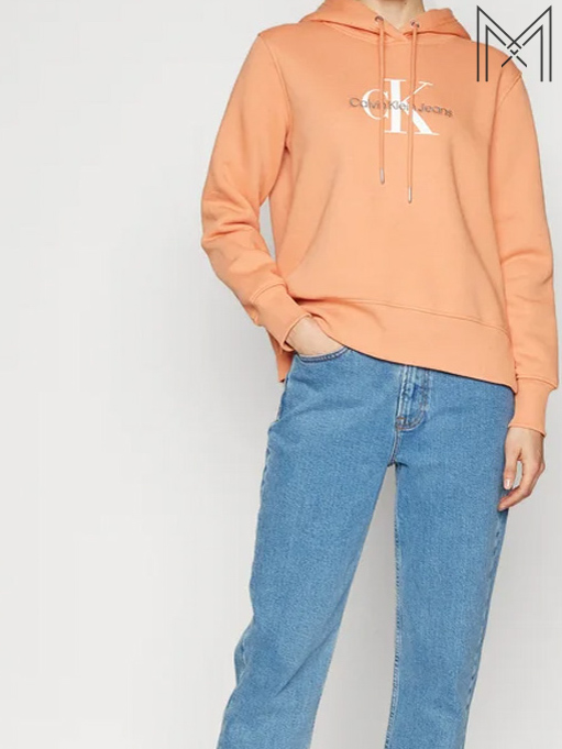 Áo Hoodie nữ mặc với quần gì ? Tips 10 cách phối đồ cực xinh 2026 Áo Hoodie nữ mặc với quần gì ? Tips 10 cách phối đồ cực xinh 2026