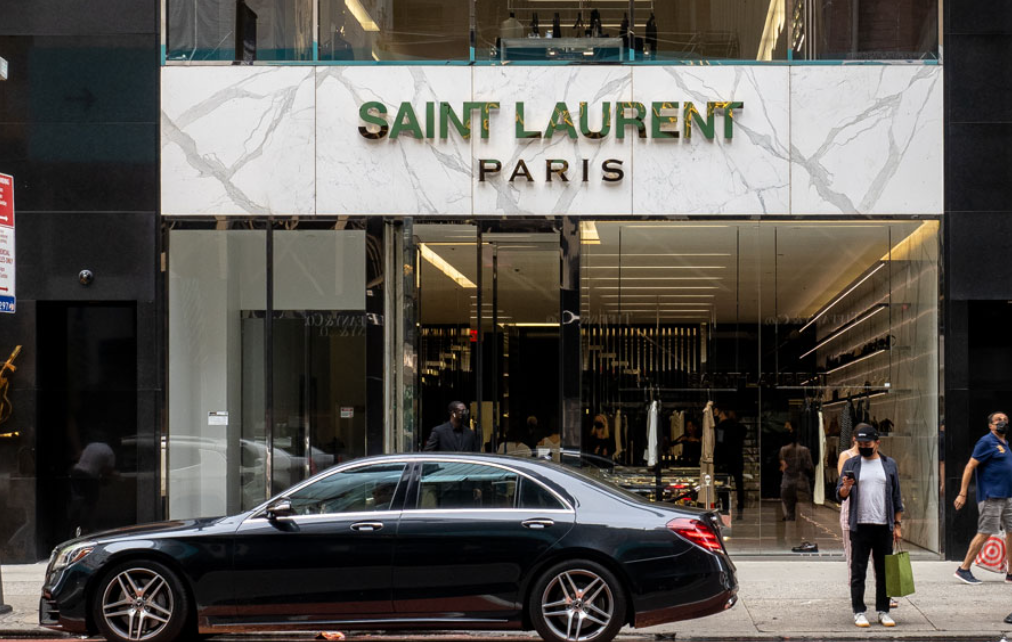 Thương hiệu YSL của nước nào ? Những bí ẩn có thể bạn chưa biết 2026 Thương hiệu YSL của nước nào ? Những bí ẩn có thể bạn chưa biết 2026