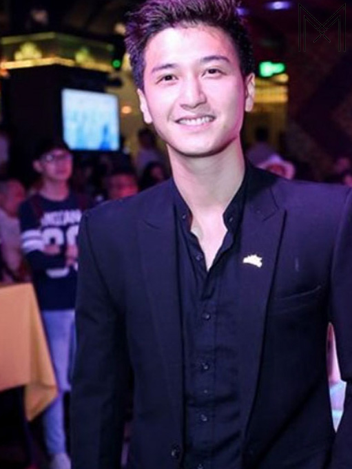 Đi Pub mặc gì ? Gợi ý Outfits đi Bar Pub cháy " Khét lẹt " cho các bạn trẻ 2026 Đi Pub mặc gì ? Gợi ý Outfits đi Bar Pub cháy " Khét lẹt " cho các bạn trẻ 2026
