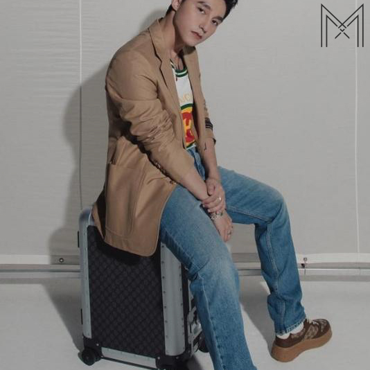 2 Mẫu Giày Gucci Sơn Tùng làm khuynh đảo thời trang tới SKY 2026