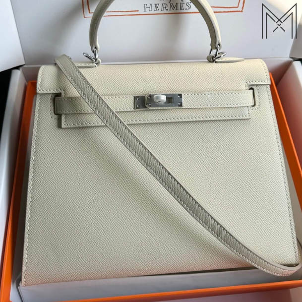 Túi Hermes Kelly size 20 Auth giá bao nhiêu? 2026 Túi Hermes Kelly size 20 Auth giá bao nhiêu? 2026
