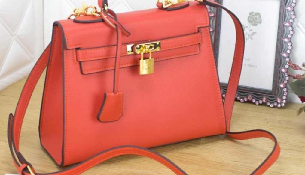 Túi Hermes Kelly size 20 Auth giá bao nhiêu? 2026 Túi Hermes Kelly size 20 Auth giá bao nhiêu? 2026