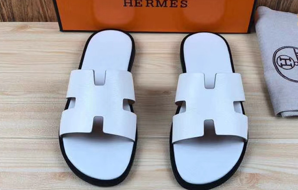 Cách phân biệt dép Hermes thật giả đơn giản, đầy đủ và chính xác nhất 2026