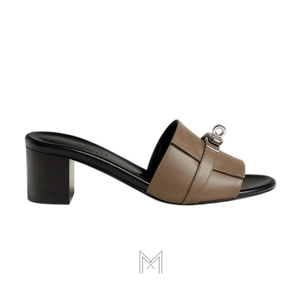 Cao gót Hermes Gigi 50 chính hãng màu nâu sáng khoá bạc MHHH058