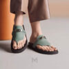 Dép kẹp Hermes Empire chính hãng màu xanh lá da lộn MHHH031 2026