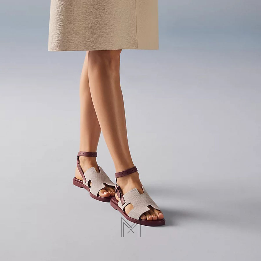 Sandal Hermes Maya chính hãng màu đỏ đô phối xám MHHH027 2026 Sandal Hermes Maya chính hãng màu đỏ đô phối xám MHHH027 2026