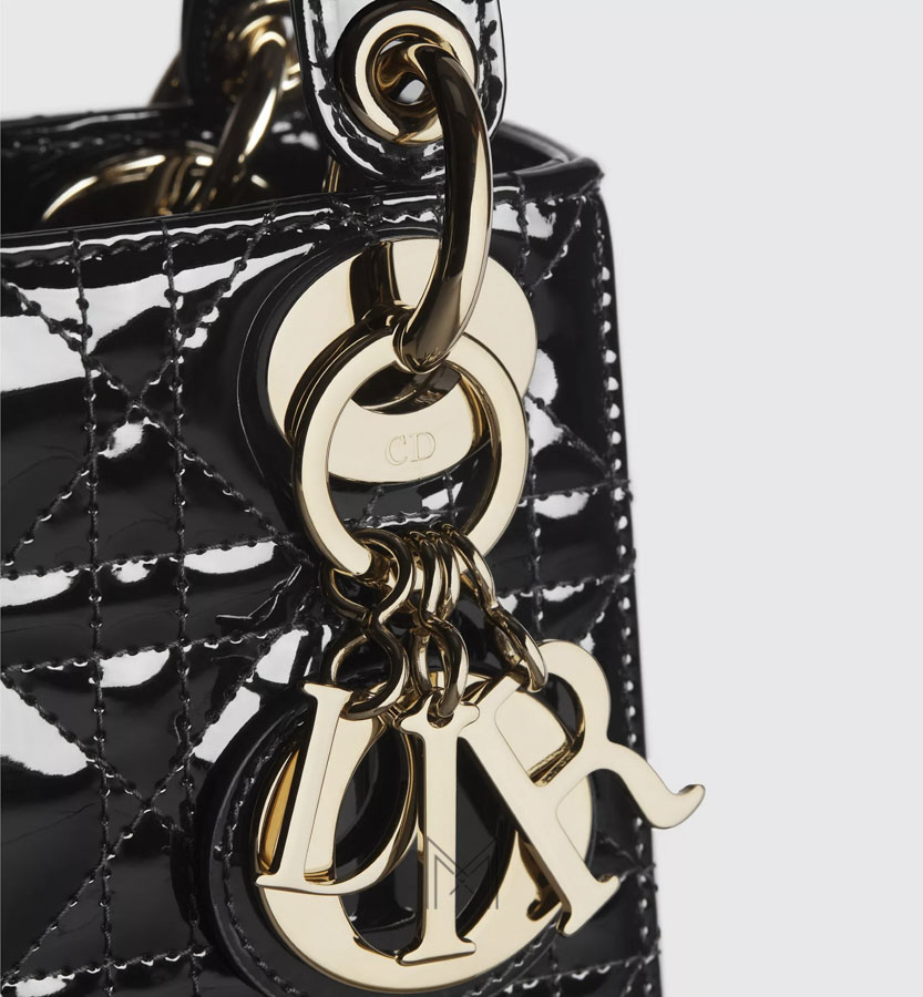 Túi Xách Lady Dior Micro Màu Đen Da Patent Sang Trọng DR007 2026 Túi Xách Lady Dior Micro Màu Đen Da Patent Sang Trọng DR007 2026