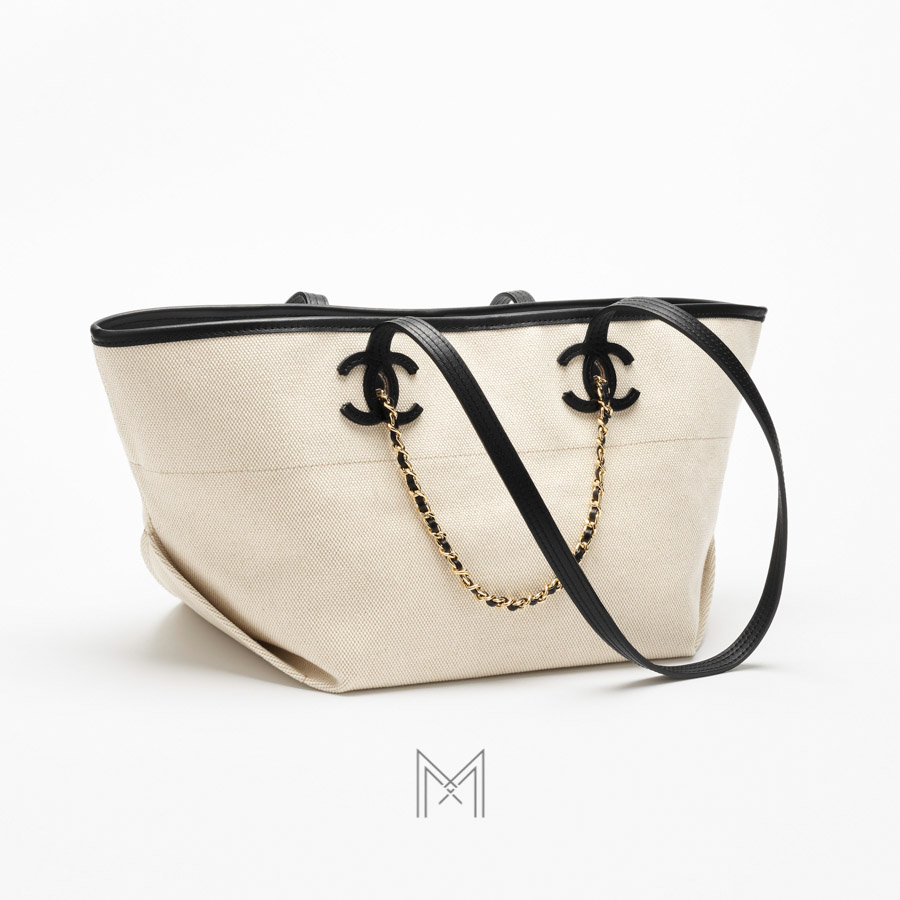 Túi xách Chanel 2 dây Spring Summer 2026 canvas phối da bê chính hãng TCN39 2026 Túi xách Chanel 2 dây Spring Summer 2026 canvas phối da bê chính hãng TCN39 2026