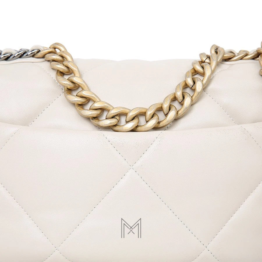 Túi Chanel 19 Flap da dê chần bông màu trắng chính hãng TCN30 2026 Túi Chanel 19 Flap da dê chần bông màu trắng chính hãng TCN30 2026