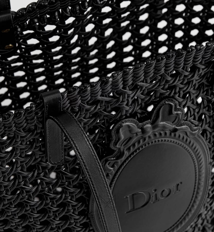 Túi Xách Cói Dior Màu Đen Hàng Hiệu Authentic DR015 2026 Túi Xách Cói Dior Màu Đen Hàng Hiệu Authentic DR015 2026