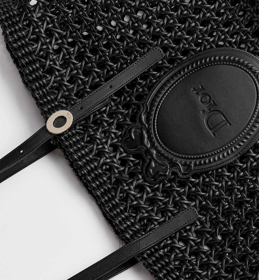 Túi Xách Cói Dior Màu Đen Hàng Hiệu Authentic DR015 2026 Túi Xách Cói Dior Màu Đen Hàng Hiệu Authentic DR015 2026