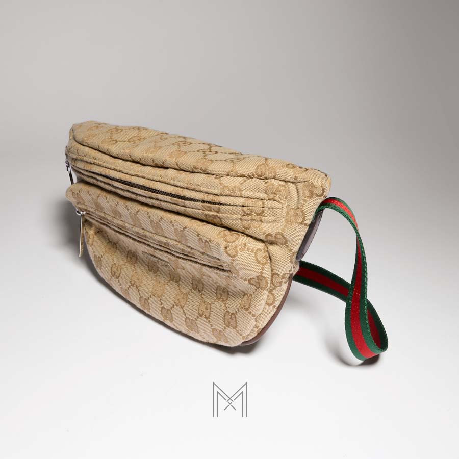Túi đeo bụng Gucci màu be hoạ tiết GG authentic NTG008 2026 Túi đeo bụng Gucci màu be hoạ tiết GG authentic NTG008 2026
