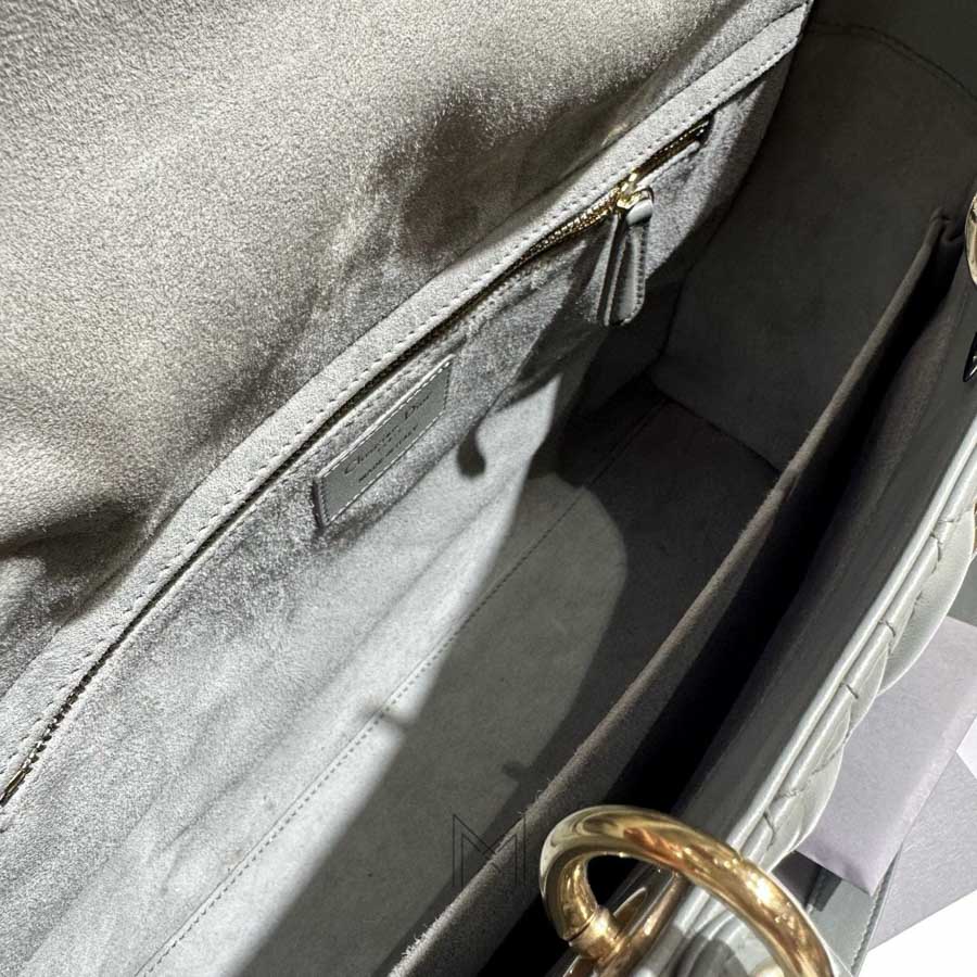 Túi Xách Lady Dior 7 Ô Màu Xám Da Cừu Chính Hãng DR018 2026 Túi Xách Lady Dior 7 Ô Màu Xám Da Cừu Chính Hãng DR018 2026