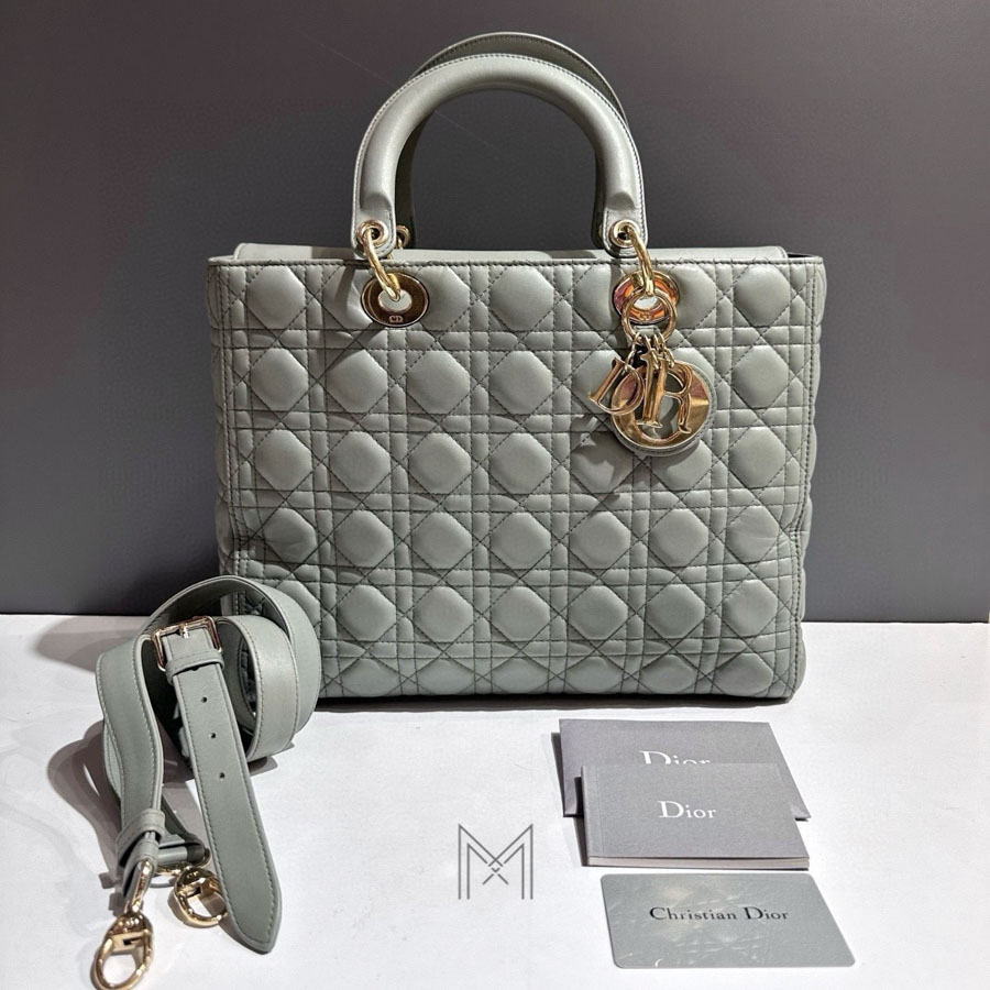 Túi Xách Lady Dior 7 Ô Màu Xám Da Cừu Chính Hãng DR018 2026 Túi Xách Lady Dior 7 Ô Màu Xám Da Cừu Chính Hãng DR018 2026