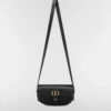 Túi Đeo Chéo Hàng Hiệu Dior Bobby Màu Đen Da Bê Hạt Chính Hãng DR022 2026