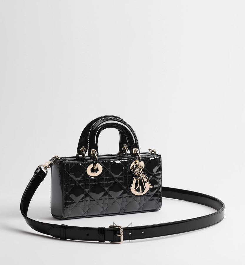 Túi Xách Đeo Chéo Dior Lady D-Joy Màu Đen Da Patent Thời Trang DR024 2026 Túi Xách Đeo Chéo Dior Lady D-Joy Màu Đen Da Patent Thời Trang DR024 2026