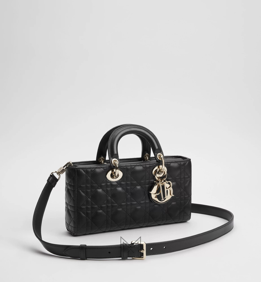 Túi Xách Đeo Chéo Lady Dior D-Joy Màu Đen Da Lì Chính Hãng DR026 2026 Túi Xách Đeo Chéo Lady Dior D-Joy Màu Đen Da Lì Chính Hãng DR026 2026