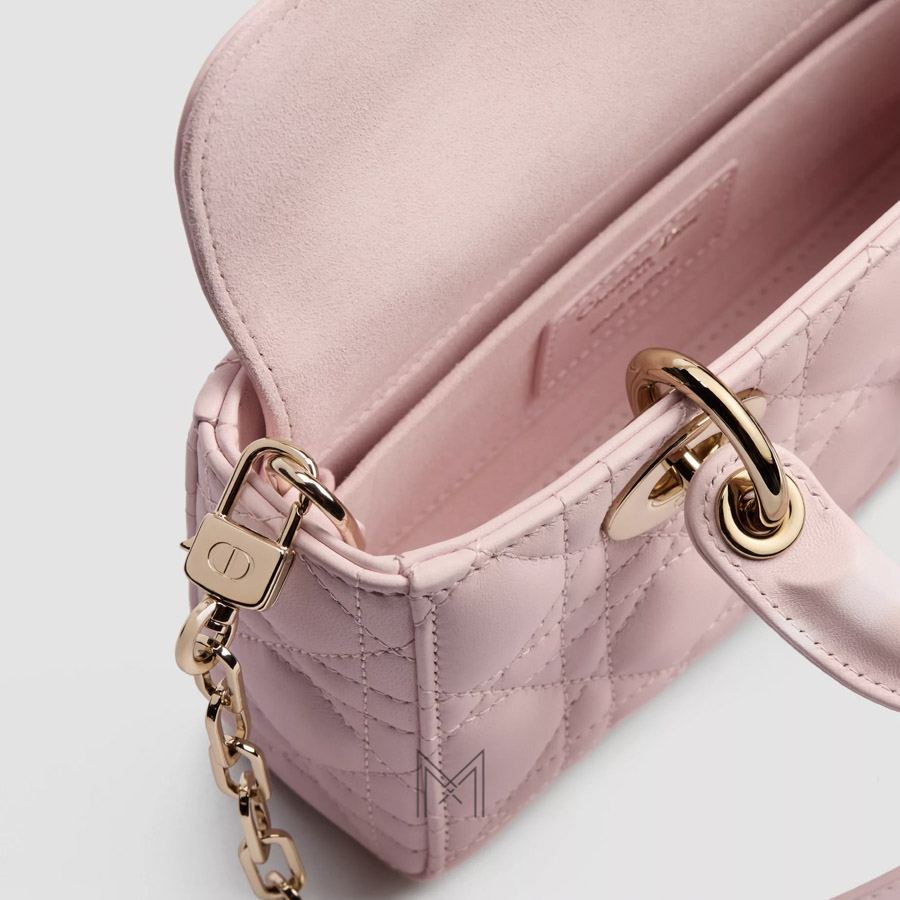 Túi Xách Hàng Hiệu Dior D-Joy Mini Hồng Đính Nơ Da Cừu Chính Hãng TR049 2026 Túi Xách Hàng Hiệu Dior D-Joy Mini Hồng Đính Nơ Da Cừu Chính Hãng TR049 2026