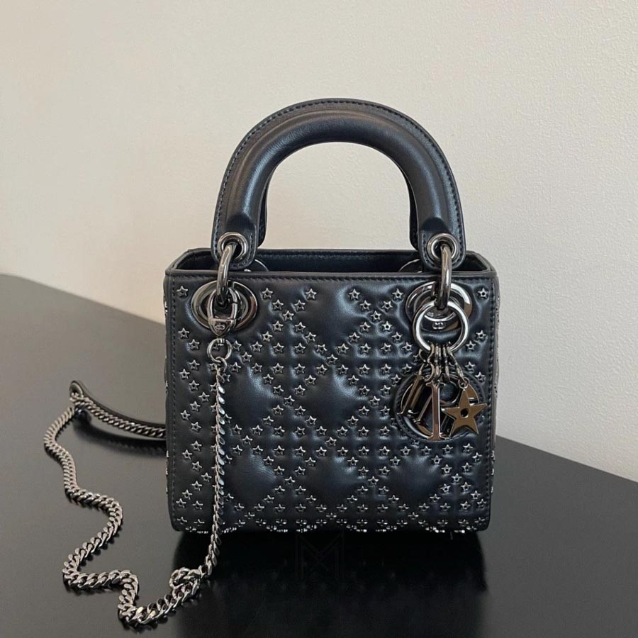 Túi Xách Đeo Chéo Lady Dior Đen Nạm Đinh Authentic DR051 2026 Túi Xách Đeo Chéo Lady Dior Đen Nạm Đinh Authentic DR051 2026