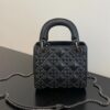 Túi Xách Đeo Chéo Lady Dior Đen Nạm Đinh Authentic DR051 2026
