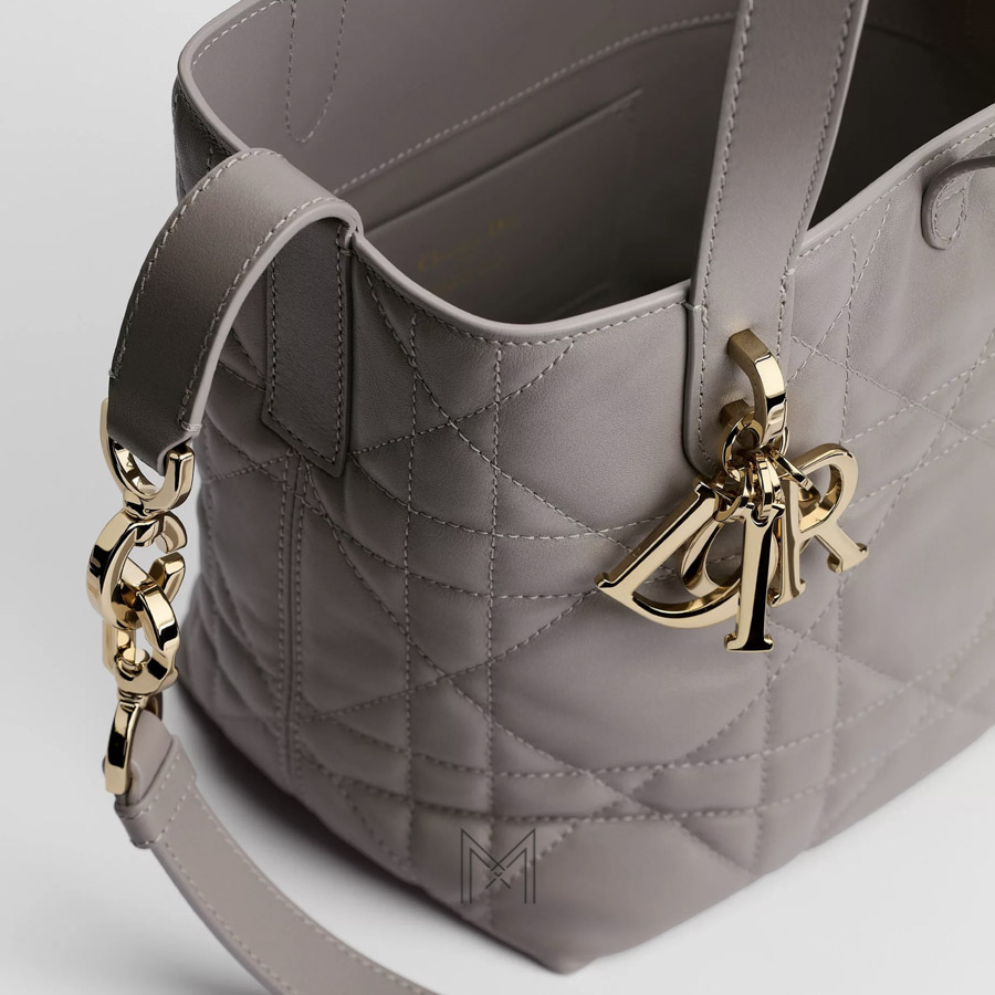 Túi Xách Đeo Chéo Dior Xám Da Cừu Hàng Hiệu Authentic DR062 2026 Túi Xách Đeo Chéo Dior Xám Da Cừu Hàng Hiệu Authentic DR062 2026