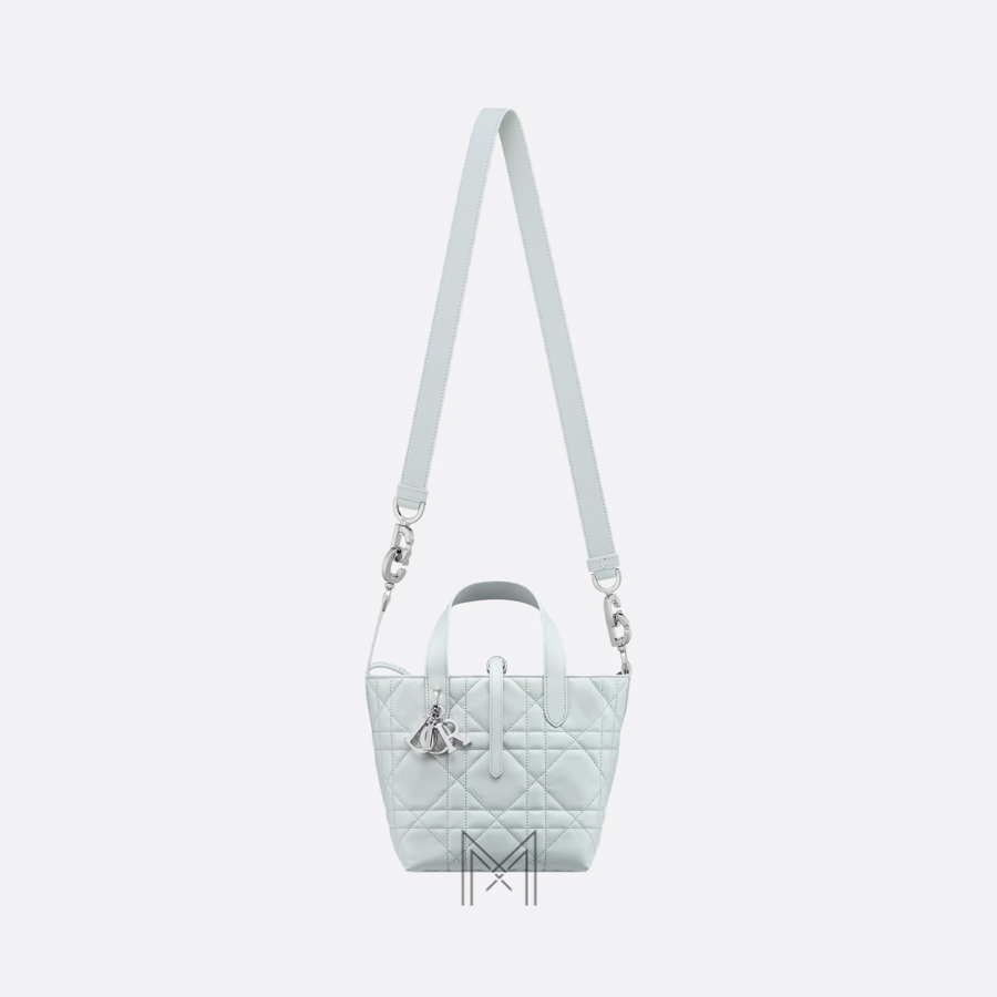 Túi Xách Đeo Chéo Dior Xanh Da Trời Da Cừu Chính Hãng DR063 2026 Túi Xách Đeo Chéo Dior Xanh Da Trời Da Cừu Chính Hãng DR063 2026