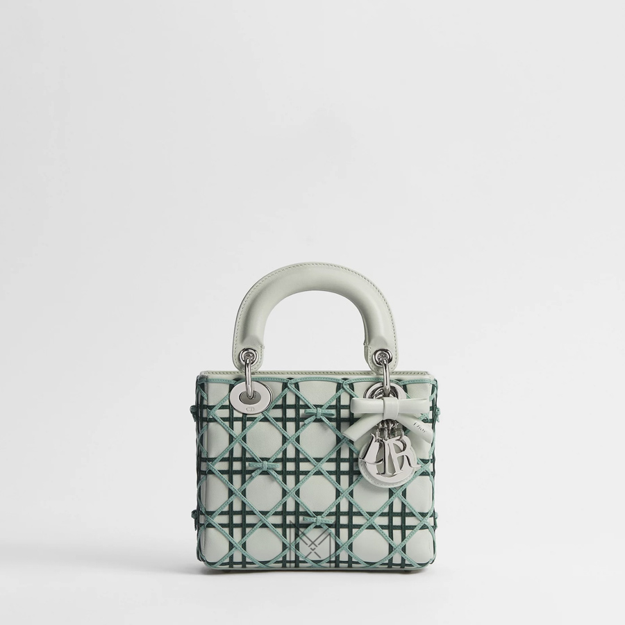 Túi Xách Đeo Chéo Dior Xanh Ngọc Da Bê Cannage Auth DR064 2026 Túi Xách Đeo Chéo Dior Xanh Ngọc Da Bê Cannage Auth DR064 2026