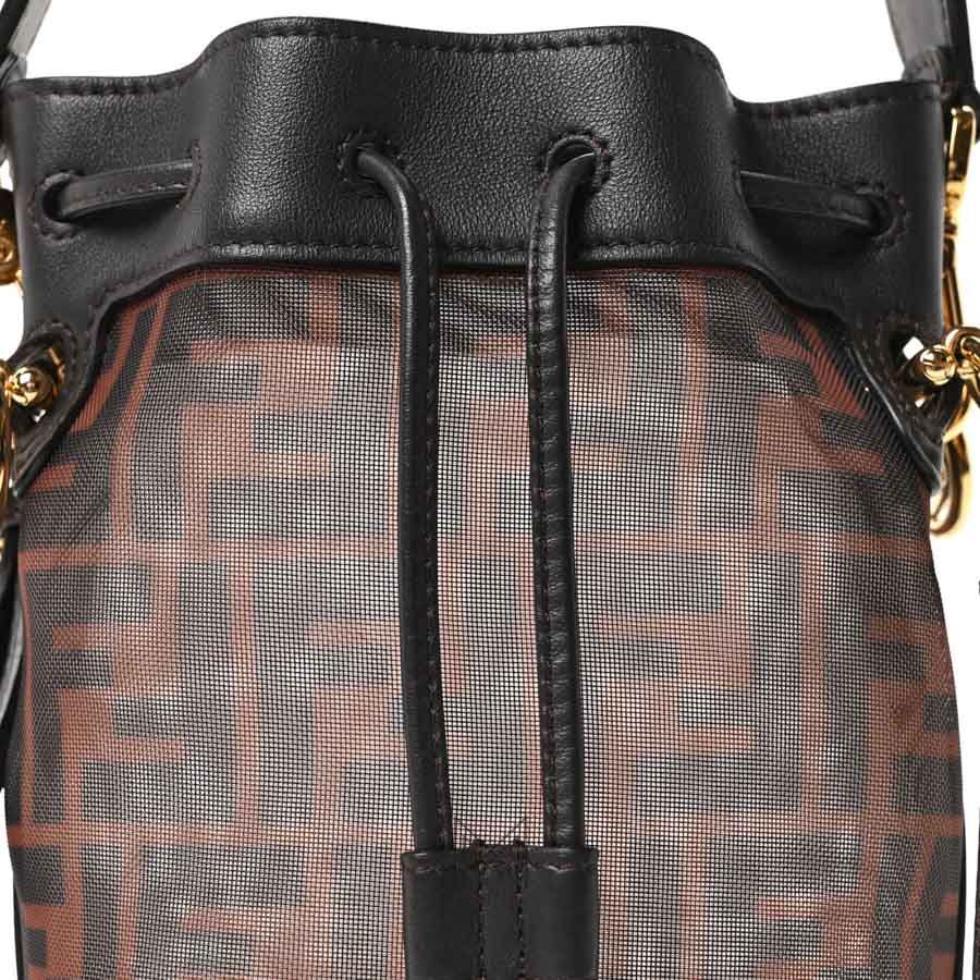 Túi Fendi Bucket FF1974 phối màu hoạ tiết chính hãng TFD1 2026 Túi Fendi Bucket FF1974 phối màu hoạ tiết chính hãng TFD1 2026