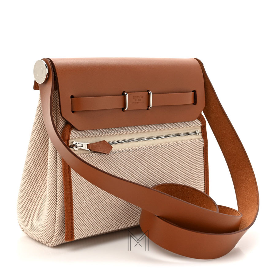 Túi Hermes mini Herbag Zip màu be canvas phối da nâu chính hãng THM16 2026 Túi Hermes mini Herbag Zip màu be canvas phối da nâu chính hãng THM16 2026