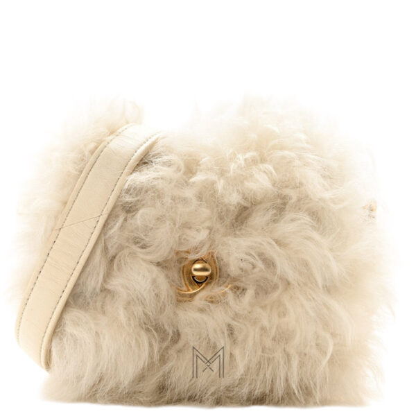 Túi lông CHANEL Fantasy Fur CC Flap Bag màu be chính hãng TCN03