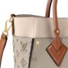 Túi Xách Công Sở Louis Vuitton Màu Xám Be Hàng Hiệu LV 01 2026 Túi Xách Công Sở Louis Vuitton Màu Xám Be Hàng Hiệu LV 01 2026