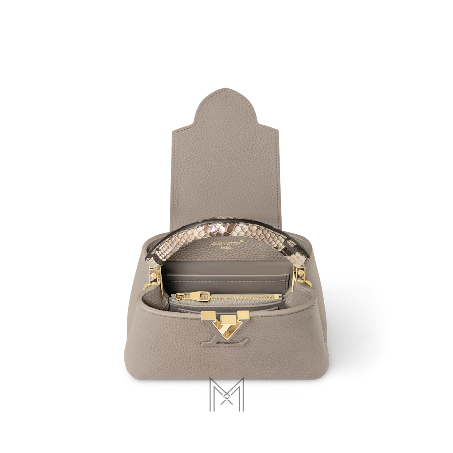 Túi Xách Louis Vuitton Capucines Da Rắn Phối Màu Be Chính Hãng CC 014 2026 Túi Xách Louis Vuitton Capucines Da Rắn Phối Màu Be Chính Hãng CC 014 2026