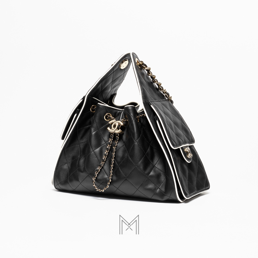 Túi Rút Chanel Màu Đen Da Bê Spring Summer 2026 chính hãng TCN02 2026 Túi Rút Chanel Màu Đen Da Bê Spring Summer 2026 chính hãng TCN02 2026