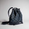 Túi rút Gucci màu xanh demin hoạ tiết GG chính hãng NTG001 2026 Túi rút Gucci màu xanh demin hoạ tiết GG chính hãng NTG001 2026