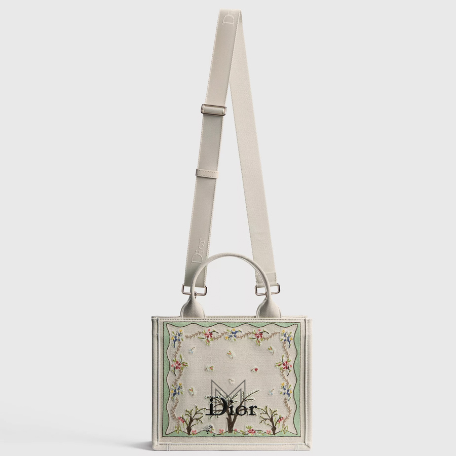Túi Xách Đeo Chéo Dior Book Tote Thêu Họa Tiết Hoa & Cây Chính Hãng DR069 2026 Túi Xách Đeo Chéo Dior Book Tote Thêu Họa Tiết Hoa & Cây Chính Hãng DR069 2026