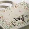 Túi Xách Đeo Chéo Dior Book Tote Thêu Họa Tiết Hoa & Cây Chính Hãng DR069 2026