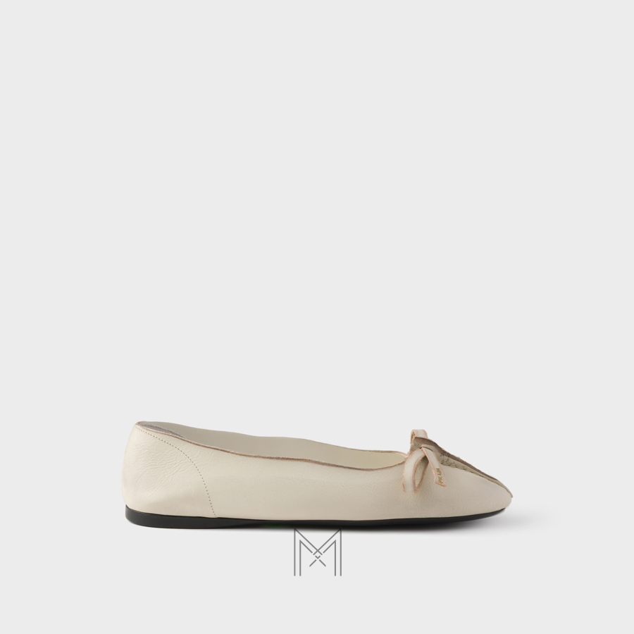 Giày búp bê Prada Antiqued leather màu trắng chính hãng MHNP106 2026 Giày búp bê Prada Antiqued leather màu trắng chính hãng MHNP106 2026