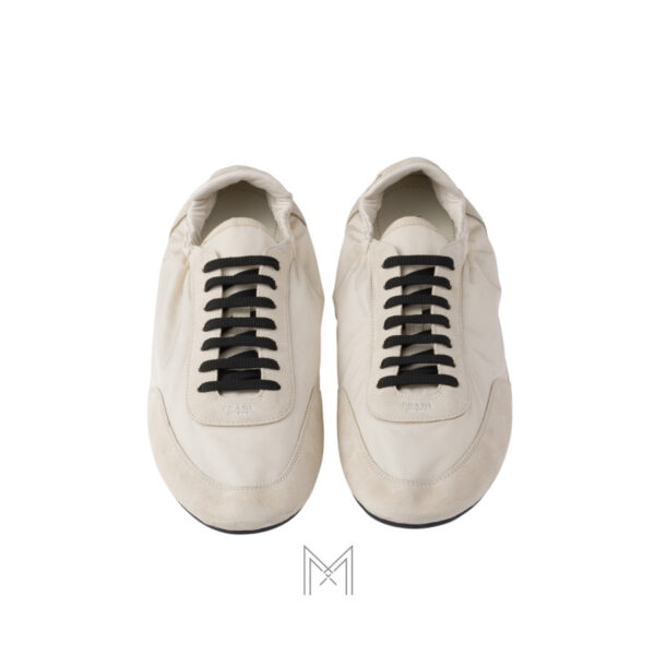 Giày Prada Collapse Re-Nylon and Suede Elasticized màu trắng ngà chính hãng MHNP017