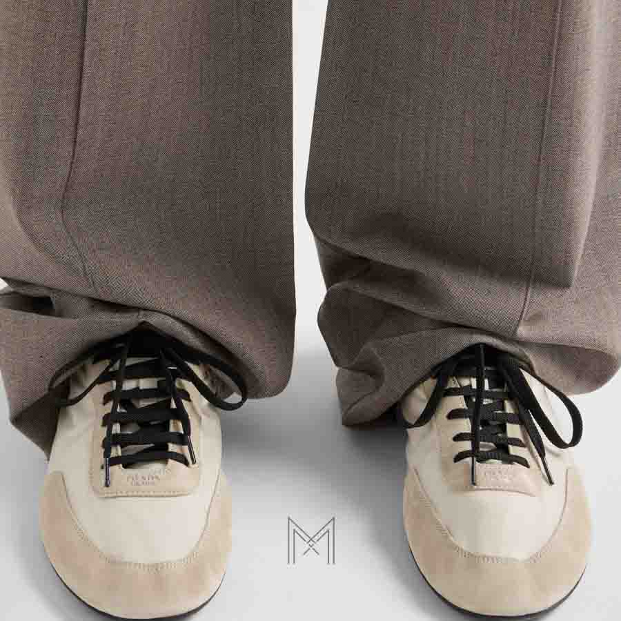 Giày Prada Collapse Re-Nylon and Suede Elasticized màu trắng ngà chính hãng MHNP017 2026 Giày Prada Collapse Re-Nylon and Suede Elasticized màu trắng ngà chính hãng MHNP017 2026