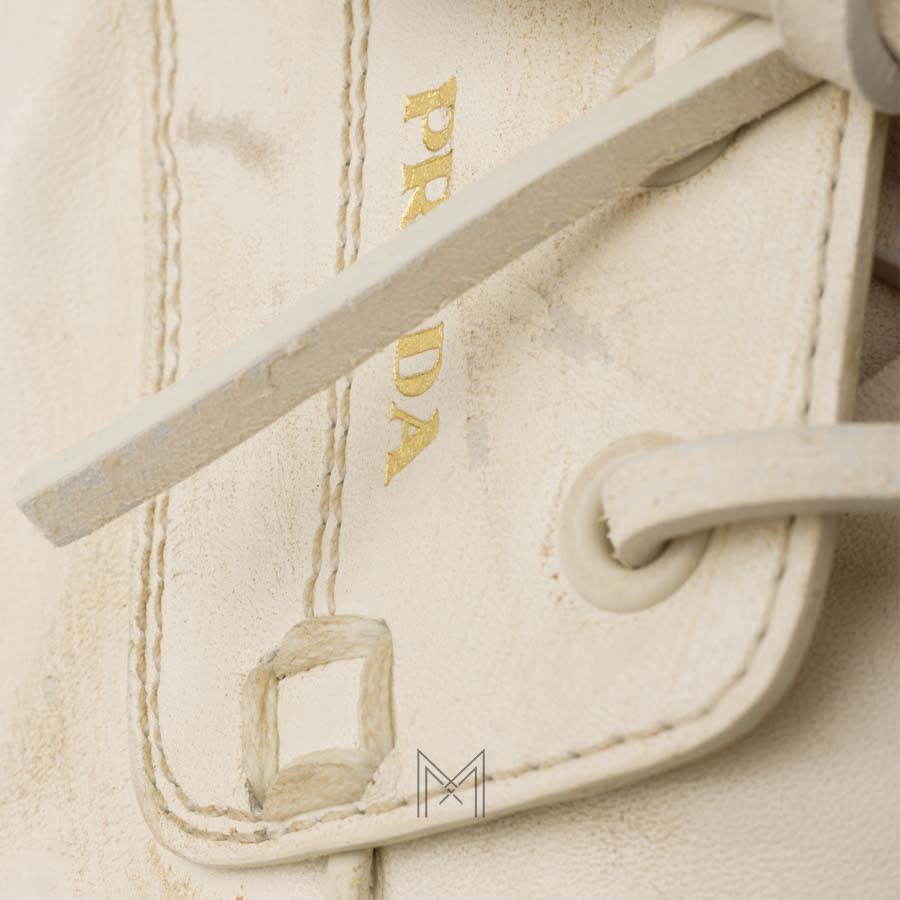 Giày đế bệt Prada Shuffle Antiqued Leather màu trắng chính hãng MHNP109 2026 Giày đế bệt Prada Shuffle Antiqued Leather màu trắng chính hãng MHNP109 2026
