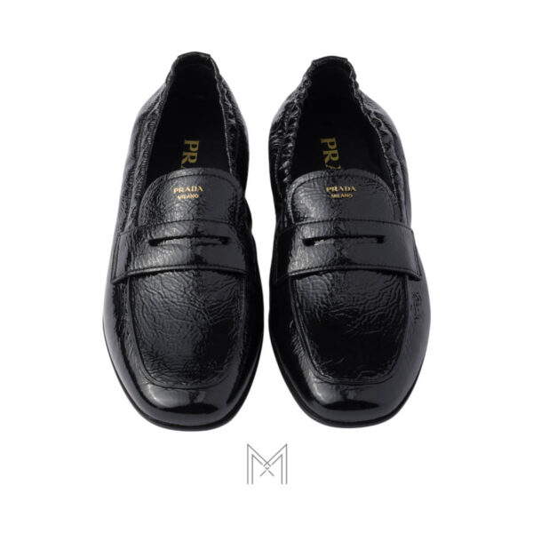 Giày loafer Prada Shuffle Patent Leather màu đen chính hãng MHNP122